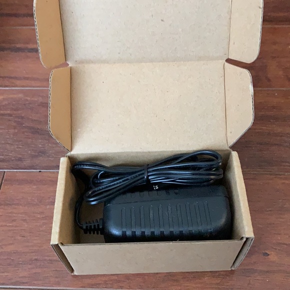 RockBird Power Adapter - Picture 3 of 5